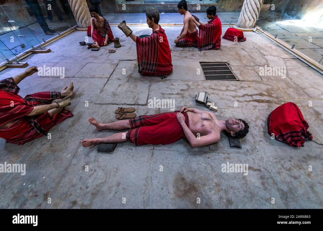 In scena con la cera sculptuers nei vecchi bagni pubblici chiamati Vakil bagno nella città di Shiraz, capitale della provincia di far in Iran Foto Stock