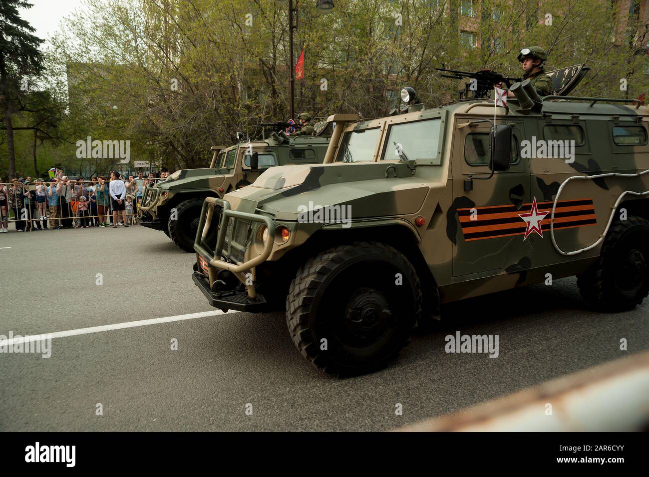 Gruppo di truppe di ingegneria sulle automobili della tigre Foto Stock