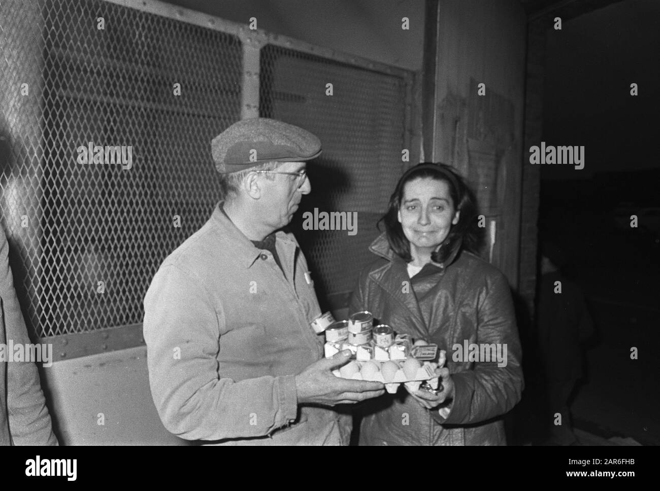 Lavoratori di metallo tengono occupato fabbrica in Belgio Data: 1 giugno 1967 Località: Belgio Parole Chiave: Lavoratori, occupazioni, fabbriche Foto Stock