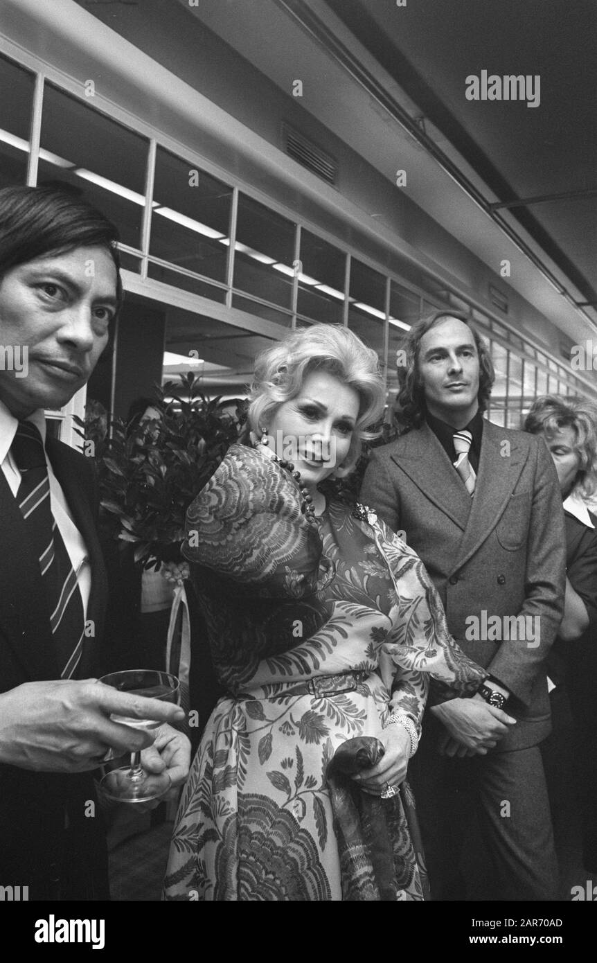 Zsa-Zsa Gabor A Bijenkorf Amsterdam, Con Diamonair; Foto Stock