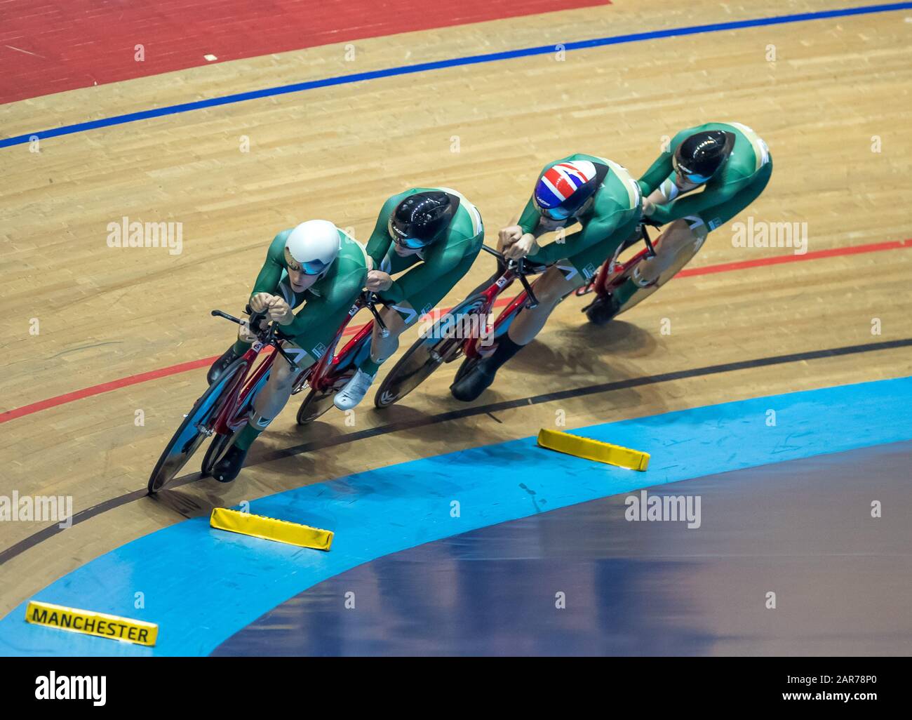 Manchester, Regno Unito. 26th Gennaio 2020; National Cycling Centre, Manchester, Lancashire, Inghilterra; Hsbc British Cycling Track Championships; Men'S Team Pursuit Medalistssilver Medal Teaminspired, Rhys Britton, Alfred George, Ethan Vernon, Sam Watson Credit: Action Plus Sports Images/Alamy Live News Foto Stock