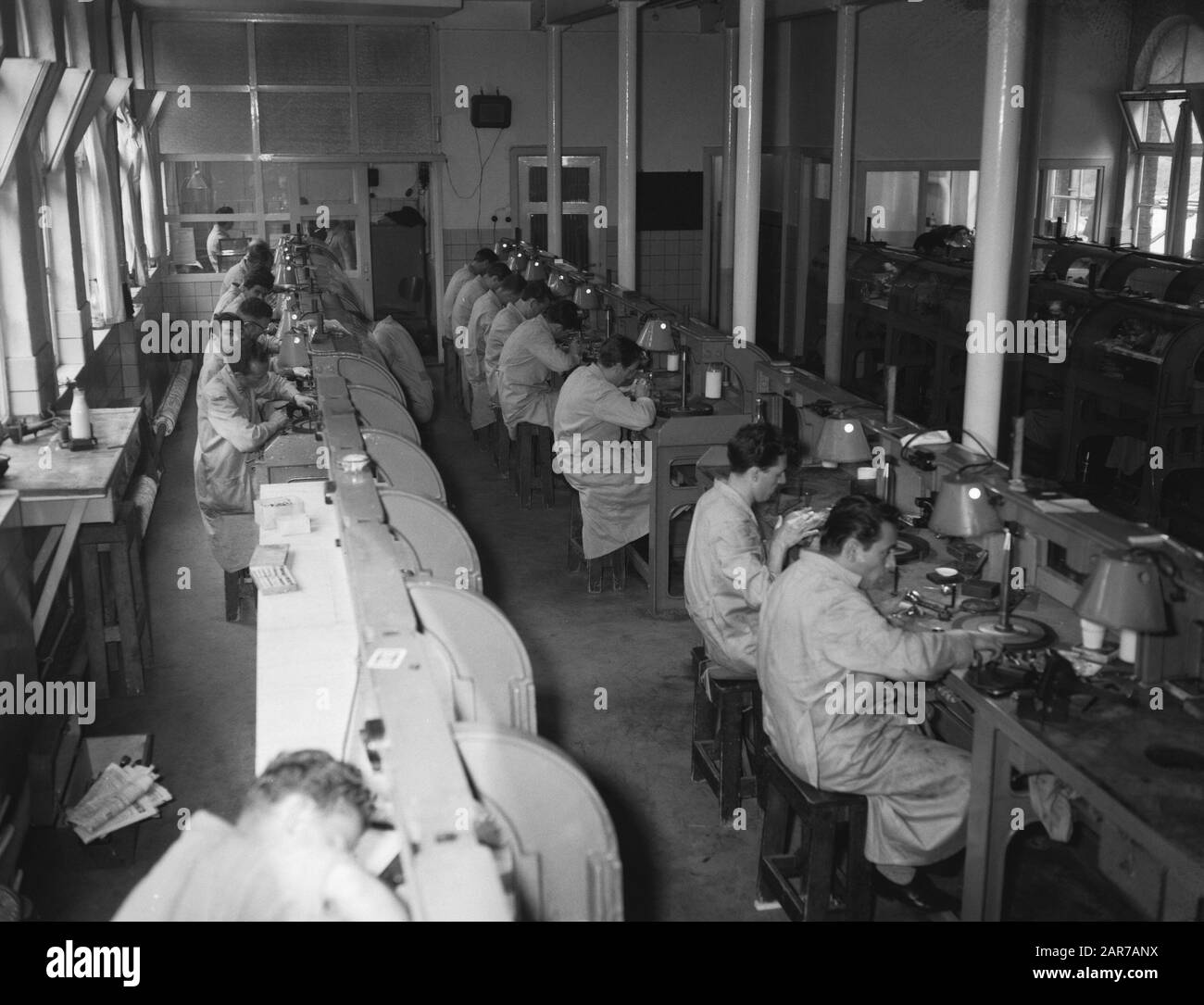 Assegnazioni diamantatura Gassan ad Amsterdam Data: 16 luglio 1958 Località: Amsterdam, Noord-Holland Parole Chiave: DIAMANTSWIJPERIJS Nome personale: Gassan Foto Stock