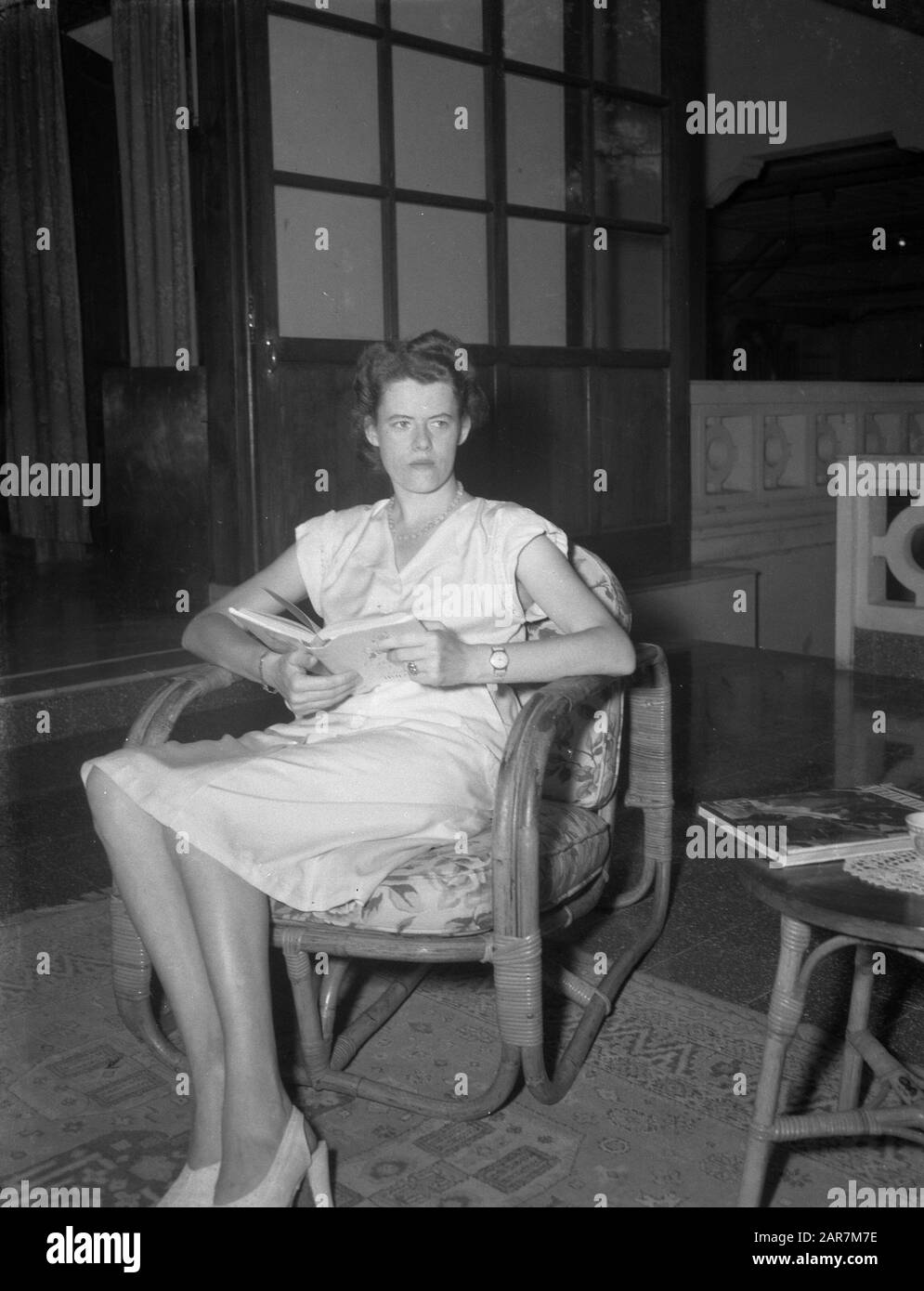 Sig.Ra Spoor Ritratto Di Mans Spoor-Dijkema, Moglie Del Comandante Dell'Esercito Data: 13 Marzo 1948 Luogo: Indonesia, Indie Orientali Olandesi Foto Stock