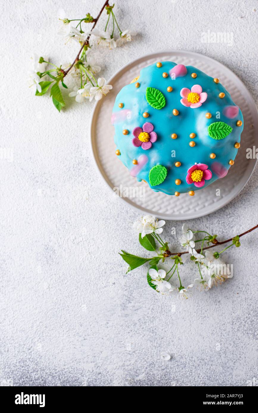 Tradizionale torta di Pasqua con topping Foto Stock