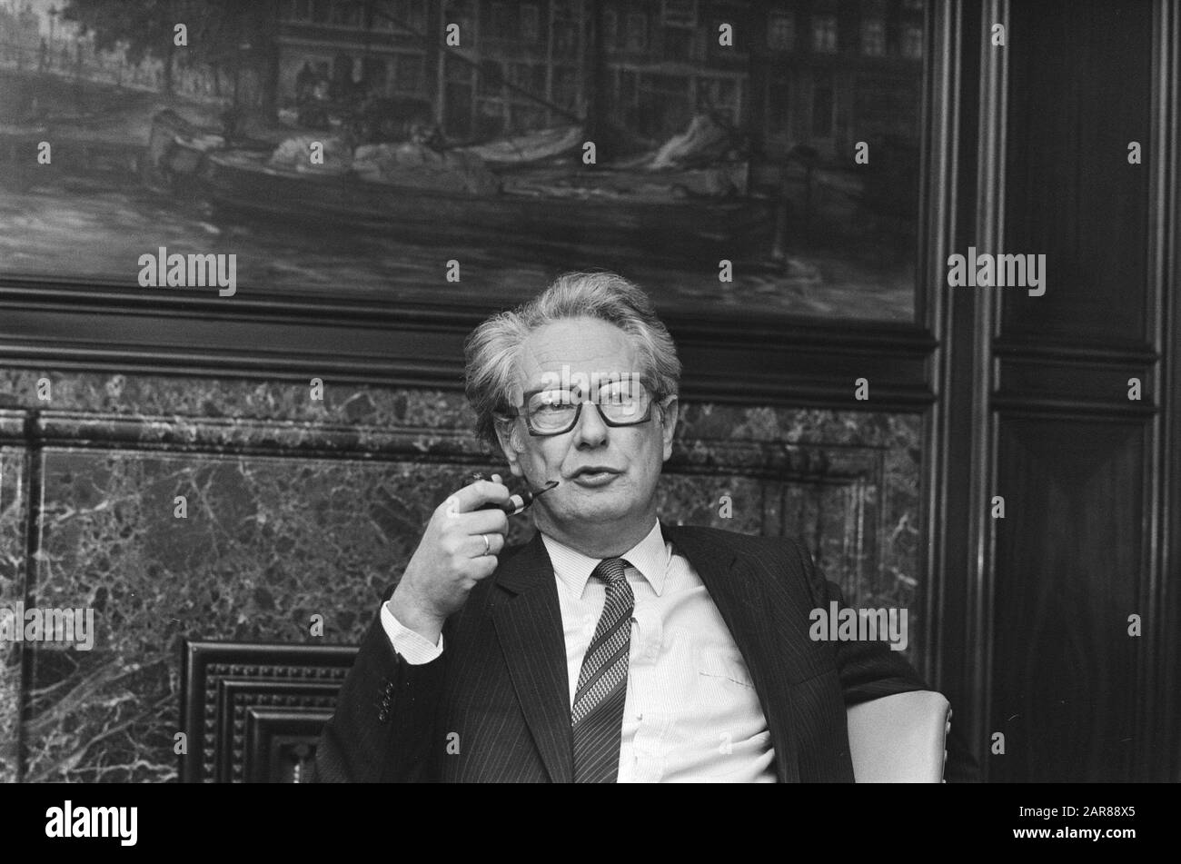 Incarico Financieel Dagblad; Hazelhoff Abn-Bank. Data 20 Novembre 1985; Foto Stock