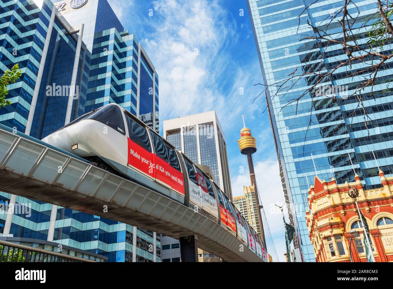 Monorotaia attraverso la città di Sydney, Nuovo Galles del Sud, Australia Foto Stock