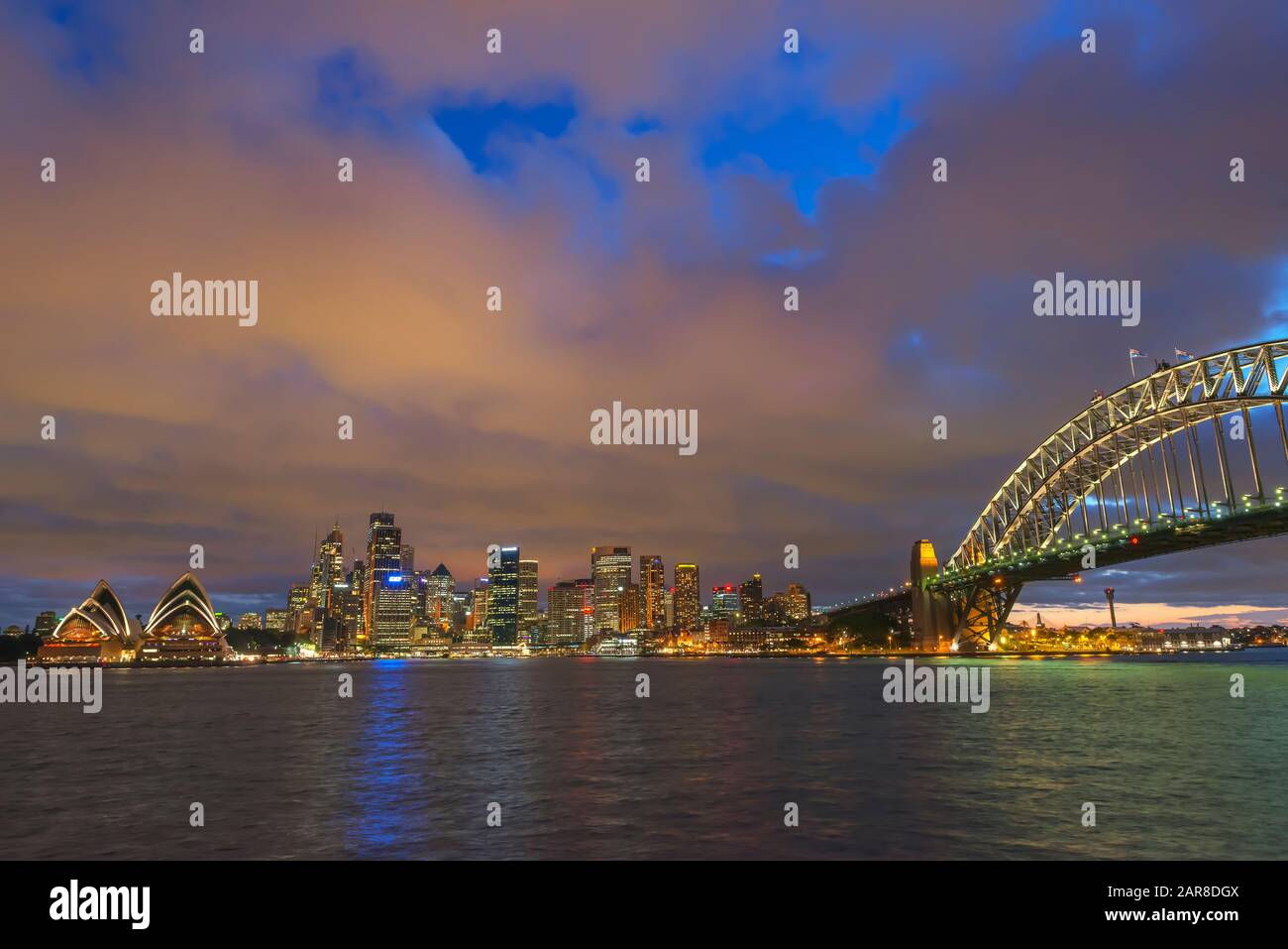 Sydney Harbour Bridge E Skyline, Sydney, Nuovo Galles Del Sud, Australia, Foto Stock