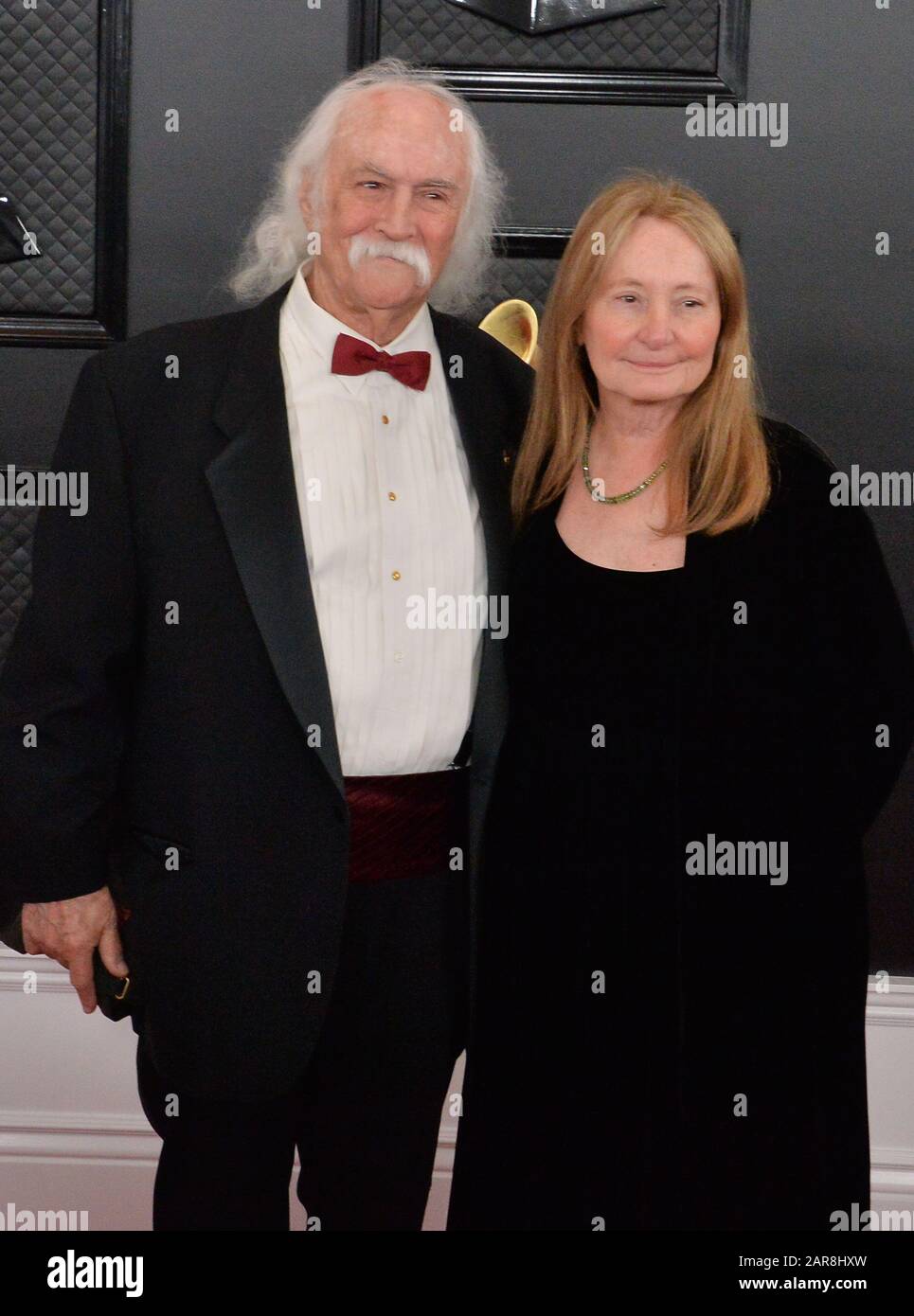 Los Angeles, California, Stati Uniti. 26th gennaio 2020. David Crosby e Jan Dance arrivano per i Grammy Awards annuali della 62nd che si tengono presso lo Staples Center di Los Angeles domenica 26 gennaio 2020. Foto di Jim Ruymen/UPI Credit: UPI/Alamy Live News Foto Stock