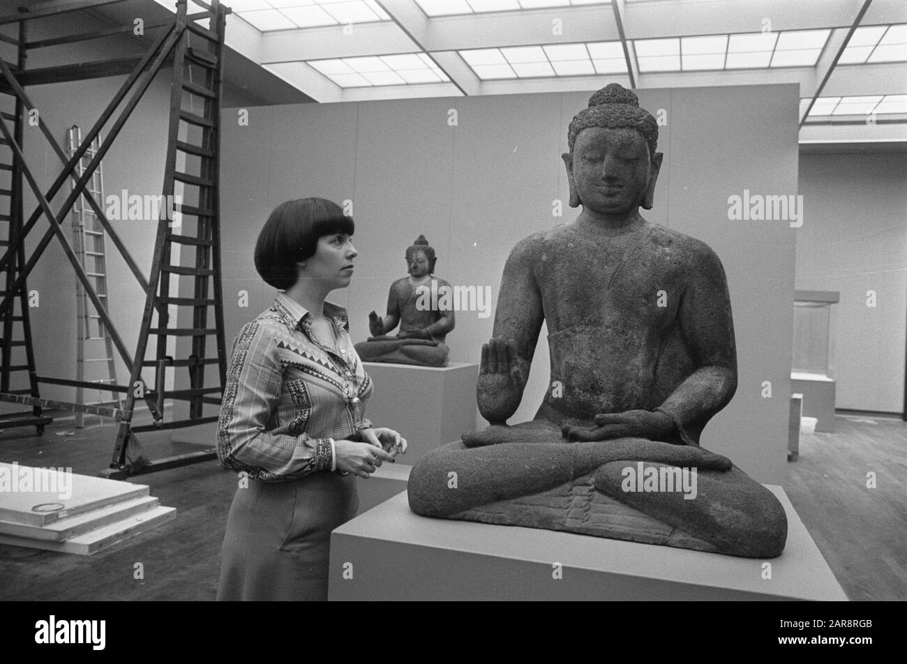 Mostra sul Borobudur nel Rijksmuseum mostre, mostre, templi, buddismo, musei Data: 15 aprile 1977 luogo: Amsterdam, Noord-Holland Parole Chiave: Buddismo, mostre, musei, templi, mostre Nome dell'istituto: Rijksmuseum Foto Stock
