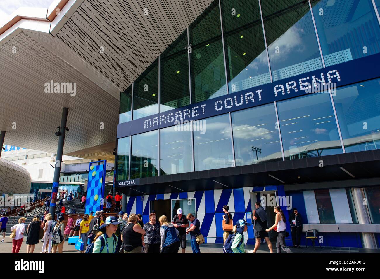 Margaret Court Arena per l'Australian Open 2020, un campo da tennis al Melbourne Park, Melbourne, Australia Foto Stock