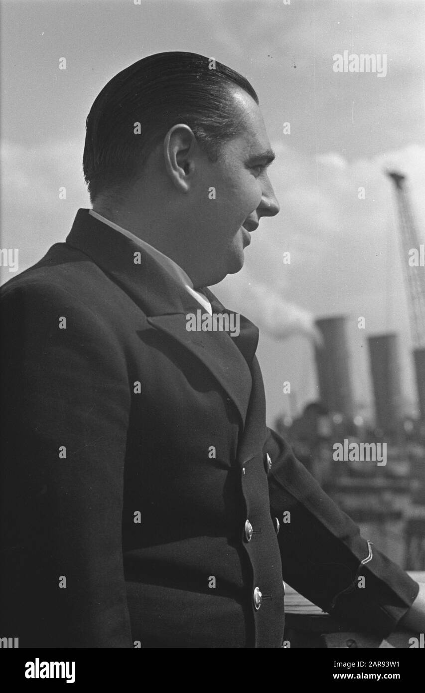 Mn [Merchant Navy]/Anefo London series World War II, Navy, Merchant Fleet, Ships, Crew, Great Britain Data: 10 maggio 1943 posizione: Gran Bretagna Parole Chiave: Equipaggio, flotte mercantili, marina, navi, seconda guerra mondiale Foto Stock