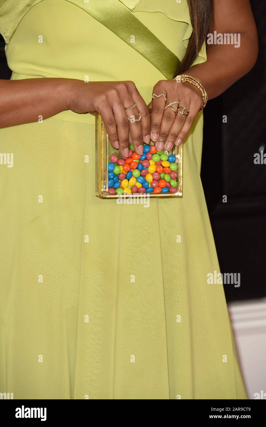 Los Angeles, California. 26th Gen 2020. Lilly Singh agli arrivi per 62nd annuali Grammy Awards - Arrivi, STAPLES Center, Los Angeles, CA 26 gennaio 2020. Credito: Priscilla Grant/Everett Collection/Alamy Live News Foto Stock