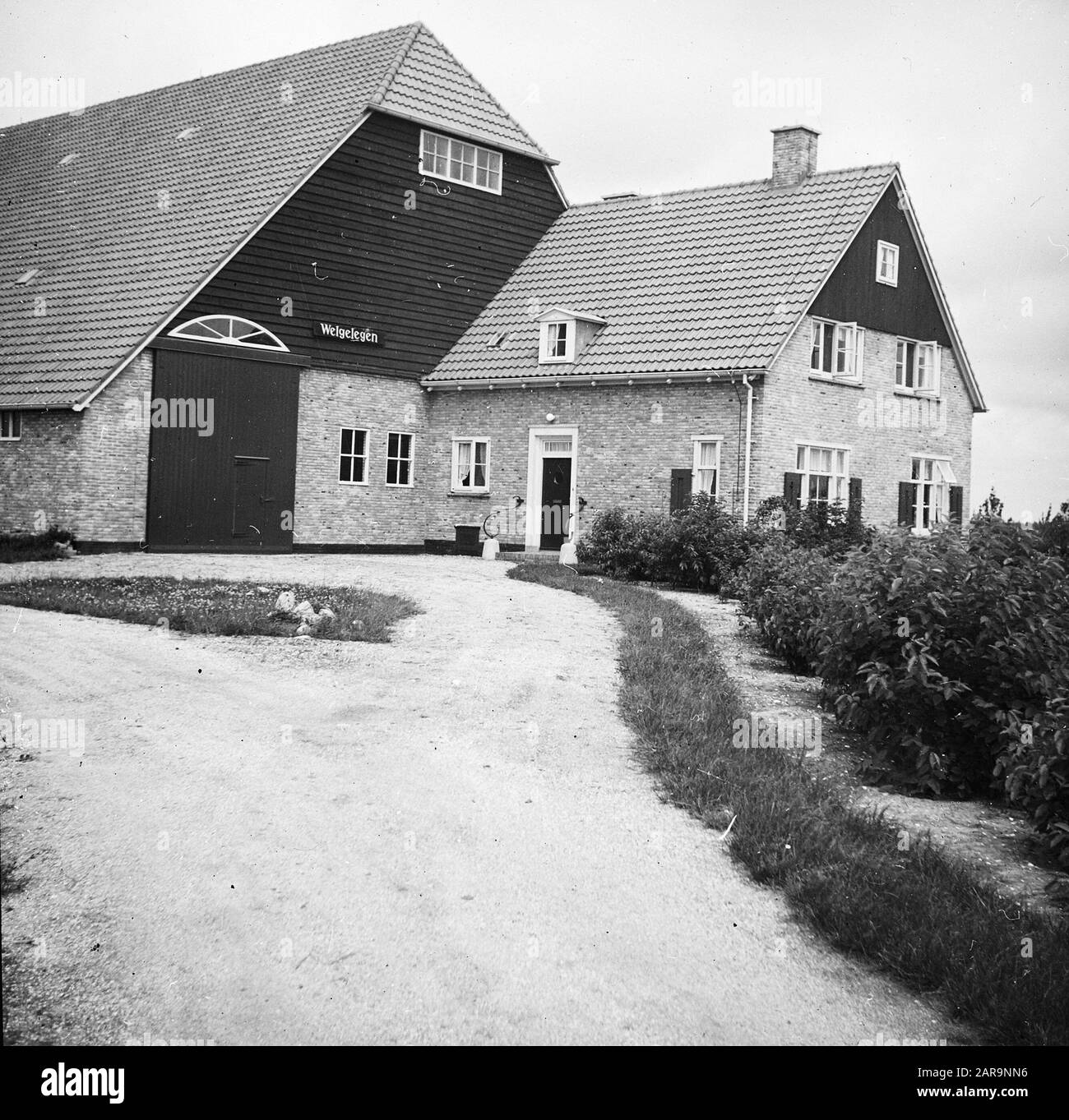 Edifici agricoli moderni, dimore Data: Undata: Luogo: Noord-Holland, Wieringermeer Parole Chiave: Edifici agricoli moderni, case Foto Stock