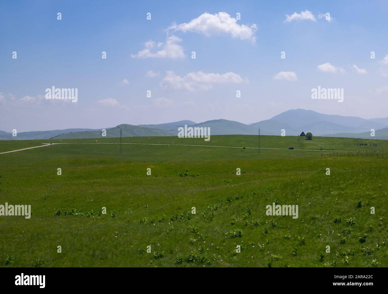 Splendido paesaggio estivo nella parte settentrionale del Montenegro Foto Stock