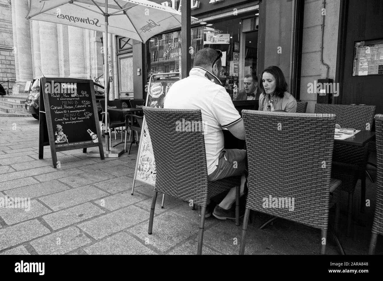 Cafe sul marciapiede, Parigi, Francia, Europa Foto Stock