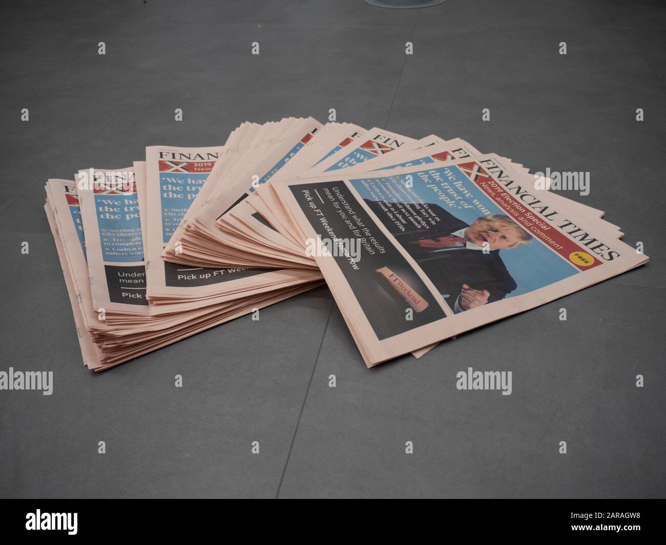 Financial Times 2020 elezione speciale annuncia Boris Johnson conservatore vittoria Londra Foto Stock