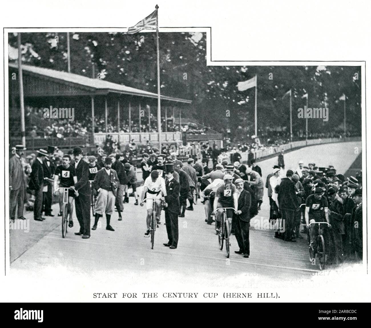 Herne Hill Velodrome, ciclisti pronti a partire 1900 Foto Stock