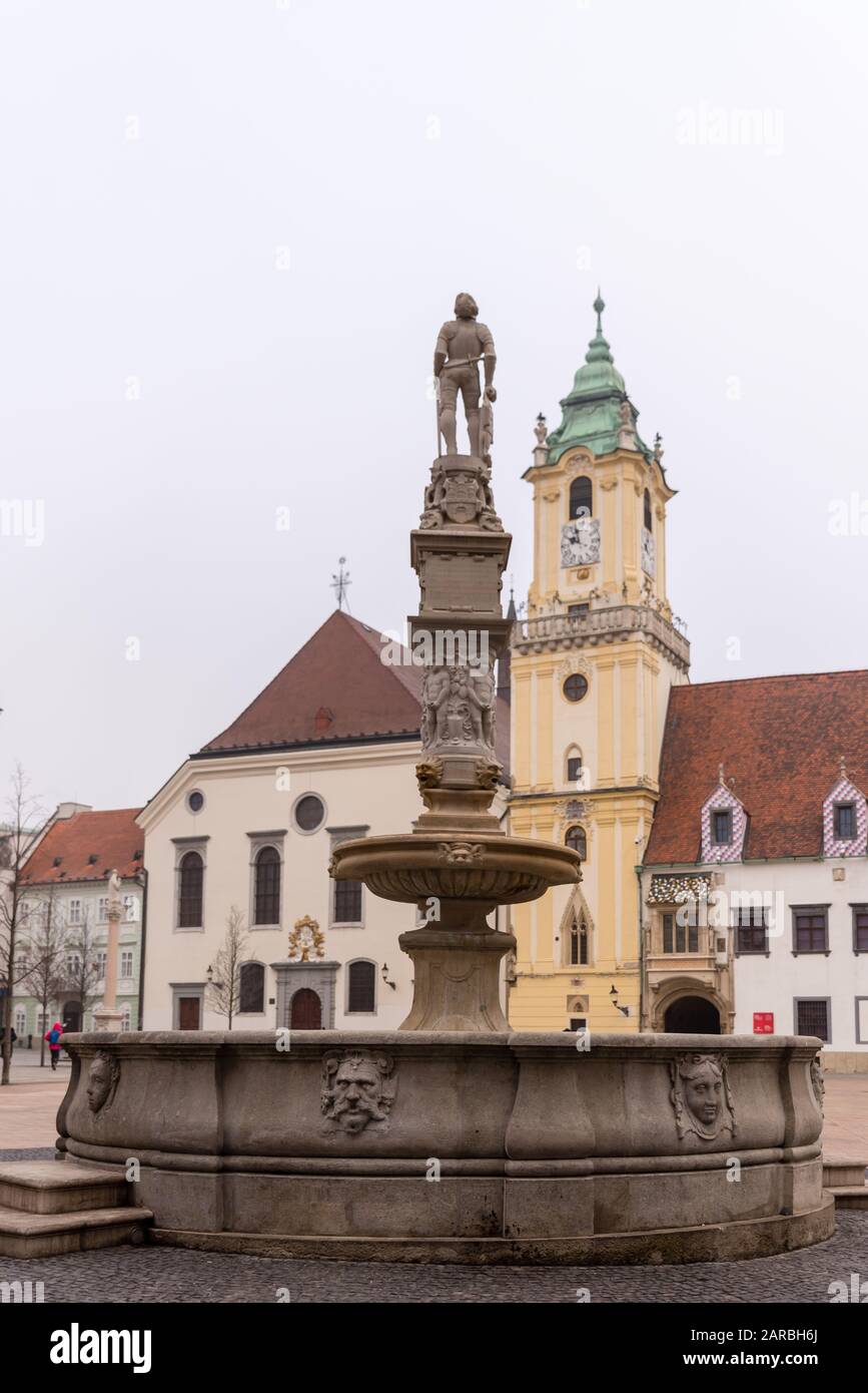 La piazza principale di Bratislava, Slovacchia Foto Stock