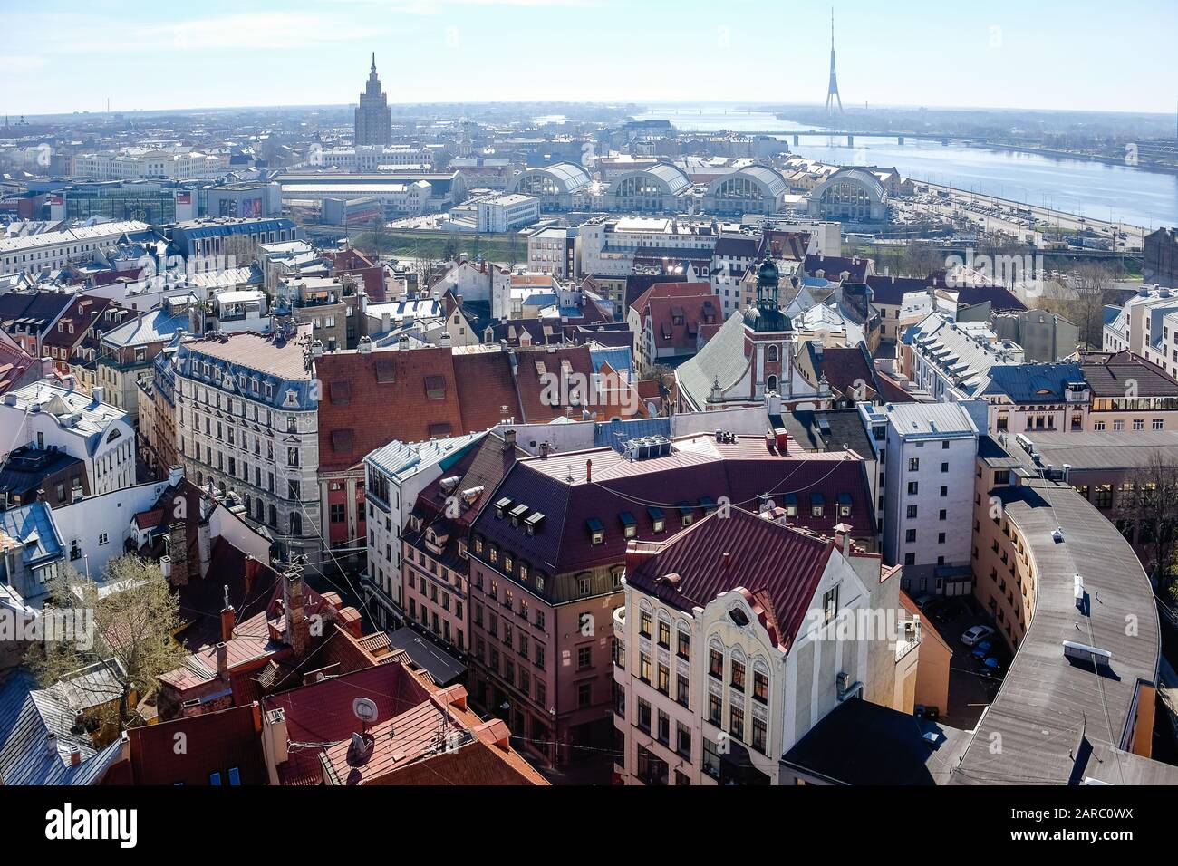 Vista sulla città vecchia di riga Foto Stock