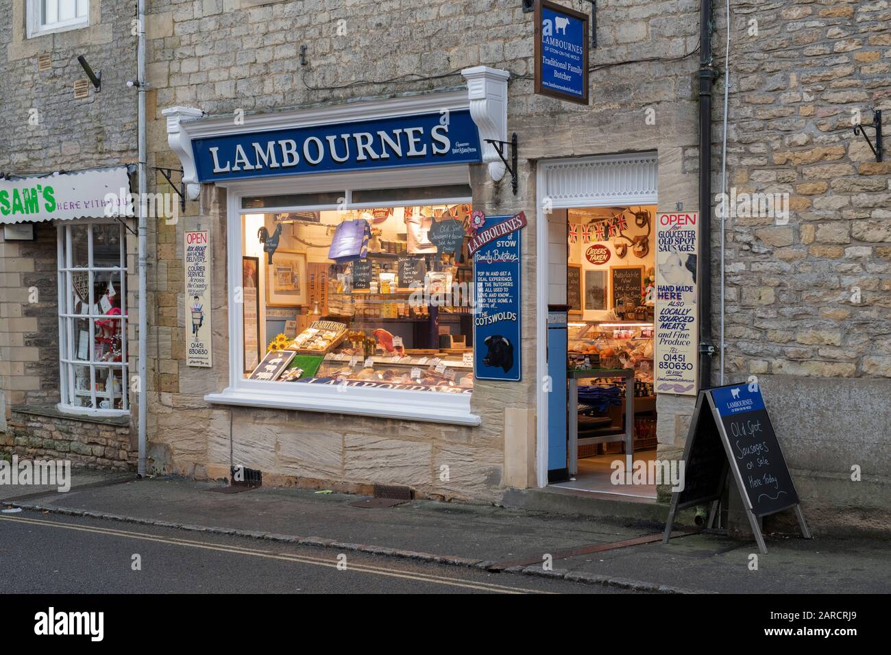 Famiglia Lambournes macellai shop, Stow on the Wold, Cotswolds, Gloucestershire, Inghilterra Foto Stock