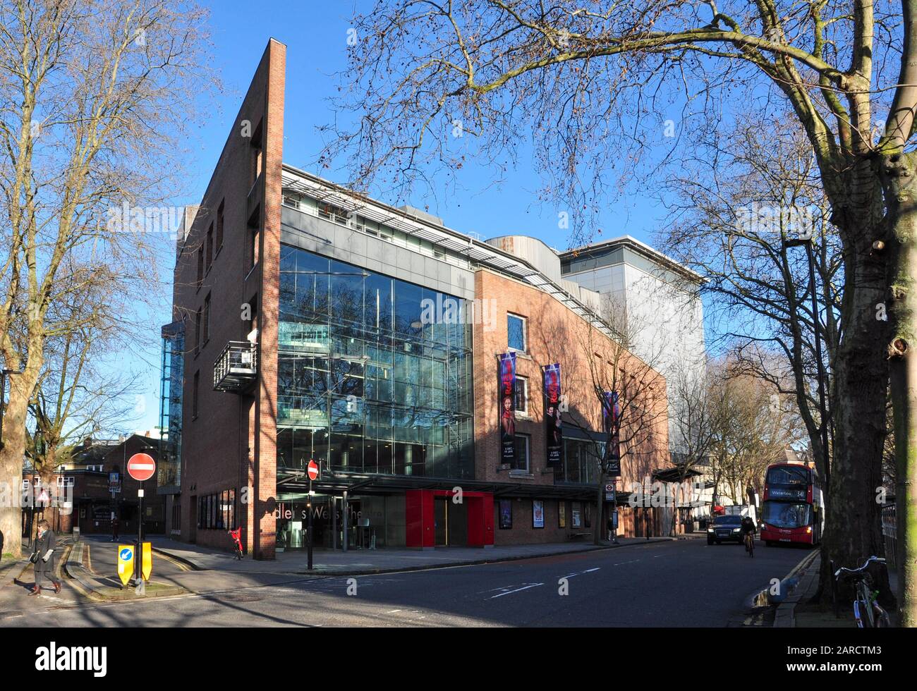 Sadler'S Wells Theatre, Rosebery Avenue, Clerkenwell, Londra, Inghilterra, Regno Unito Foto Stock