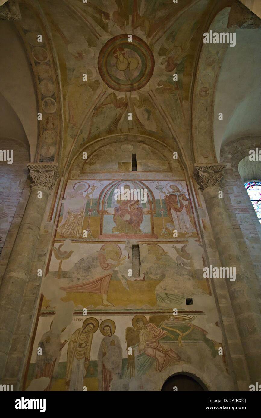 Tolosa / Francia - Novembre 17 2019: Decorazioni soffitto nella Basilica Saint-Sernin Foto Stock