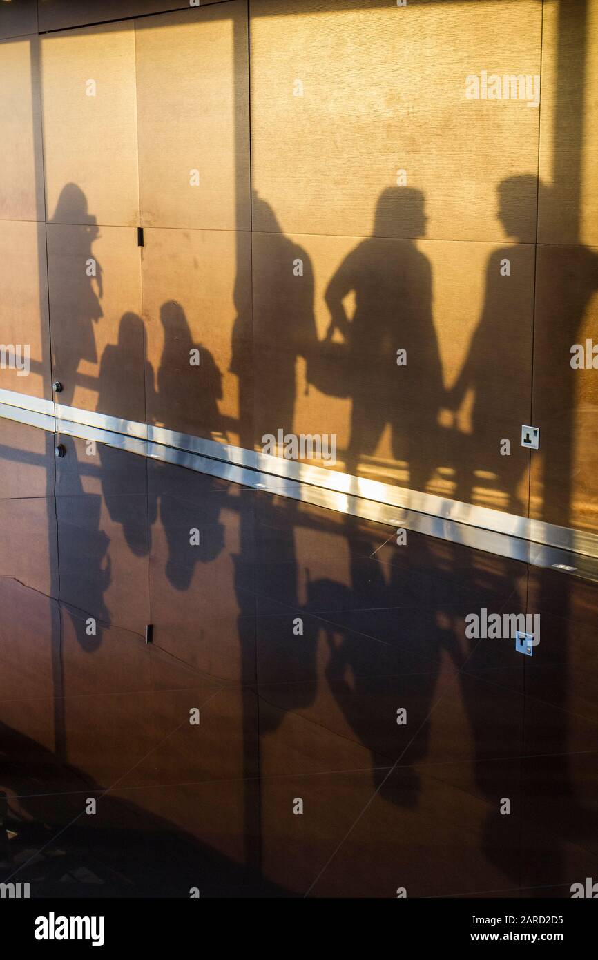 Ombre della gente Foto Stock
