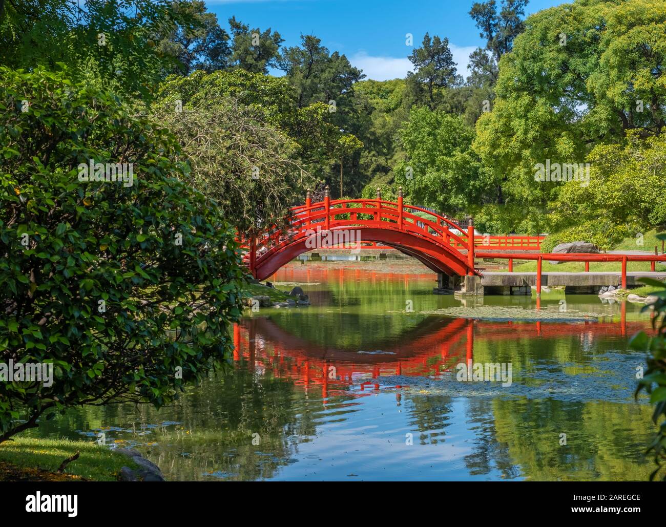 Giardini giapponesi di Buenos Aires, uno spazio pubblico amministrato da un'organizzazione senza scopo di lucro a Buenos Aires, Argentina. Uno dei più grandi giardini giapponesi Foto Stock