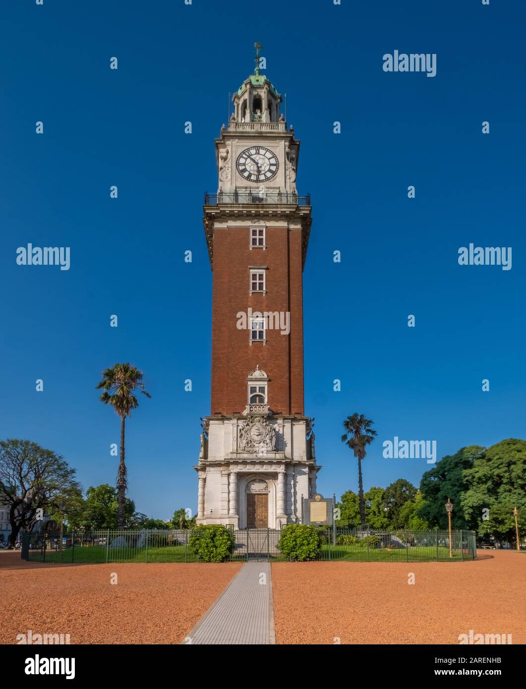 Torre Monumental, (ex Torre dell'Inglese), una torre dell'orologio nel quartiere Retiro di Buenos Aires, Argentina. Foto Stock