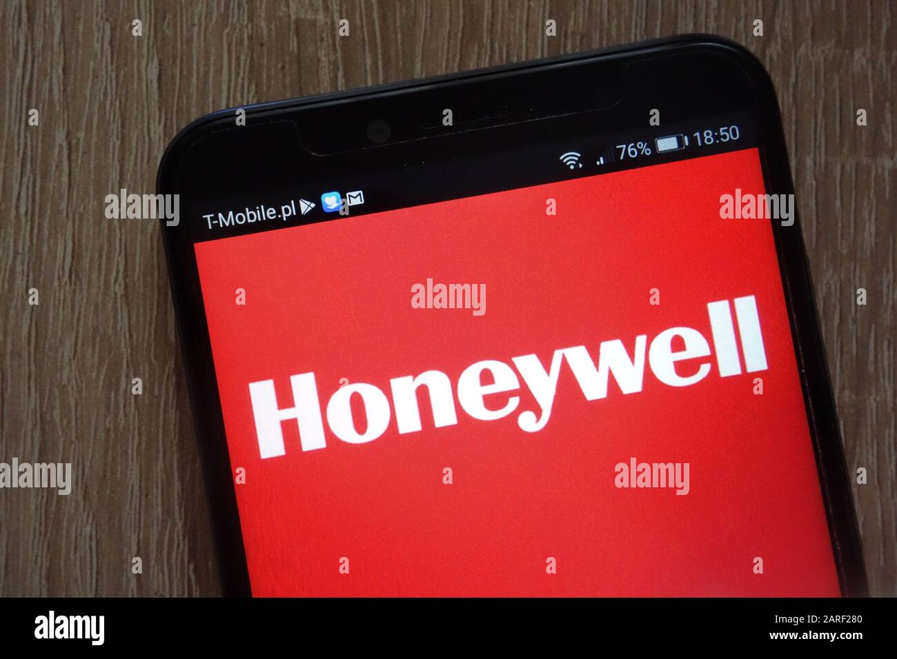 Logo Honeywell visualizzato su uno smartphone moderno Foto Stock