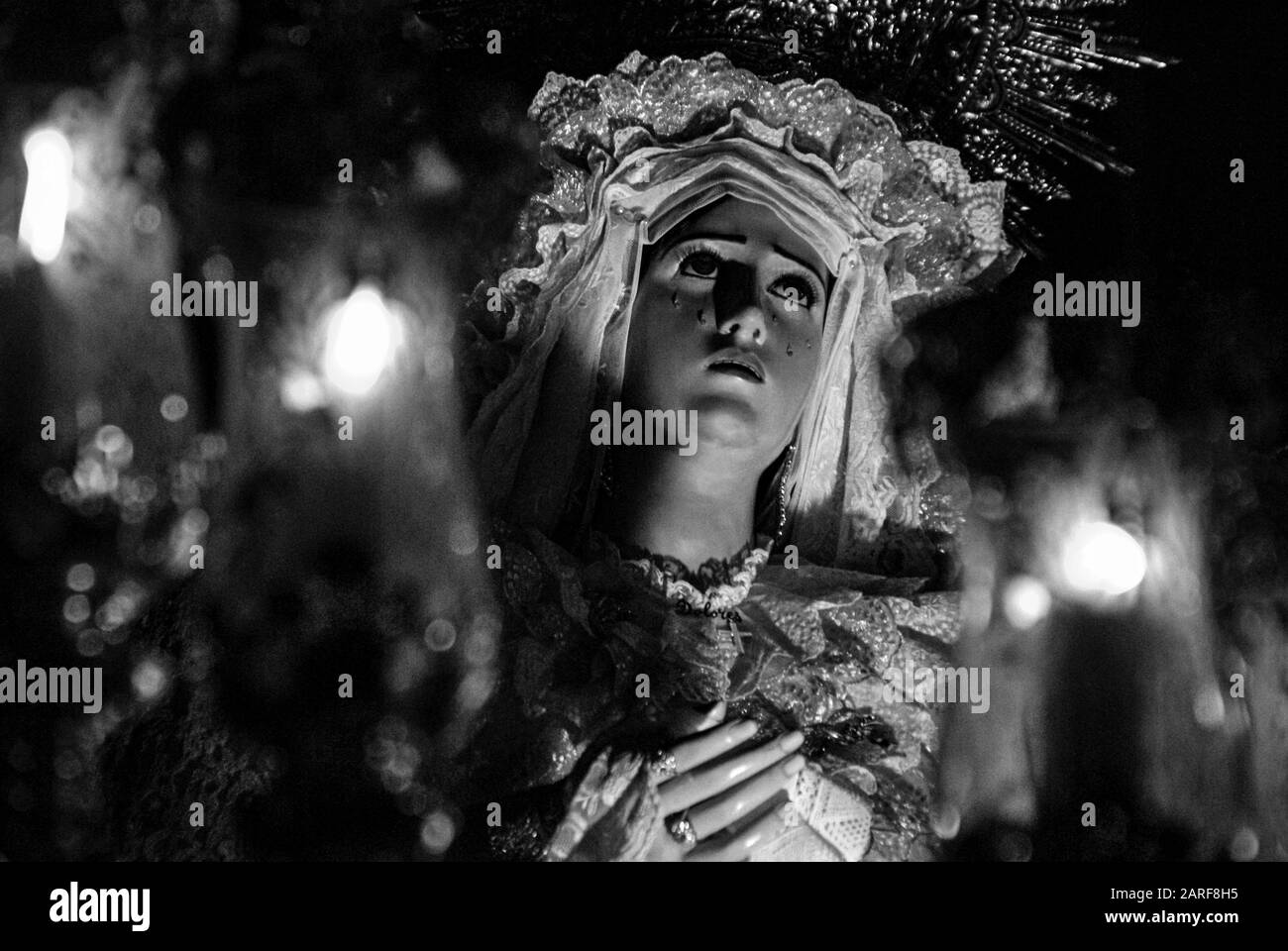 Spagna, Malaga, '' Virgen del Dolor'', durante una processione della settimana Santa. Foto Stock