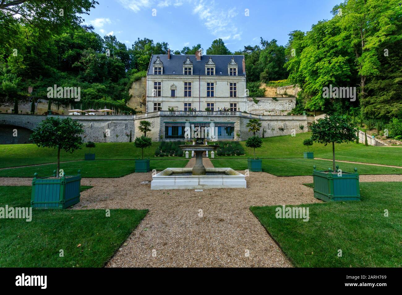 Francia, Indre et Loire, Valle della Loira elencati come Patrimonio Mondiale dall'UNESCO, Amboise, Chateau-Gaillard Royal dominio parco e giardini, castello e Jardi Foto Stock