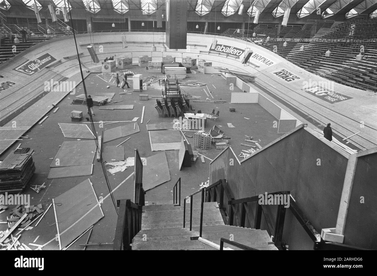 Sei giorni di Amsterdam la pista è in fase di preparazione Data: 9 Dicembre 1968 Località: Amsterdam, Noord-Holland Foto Stock