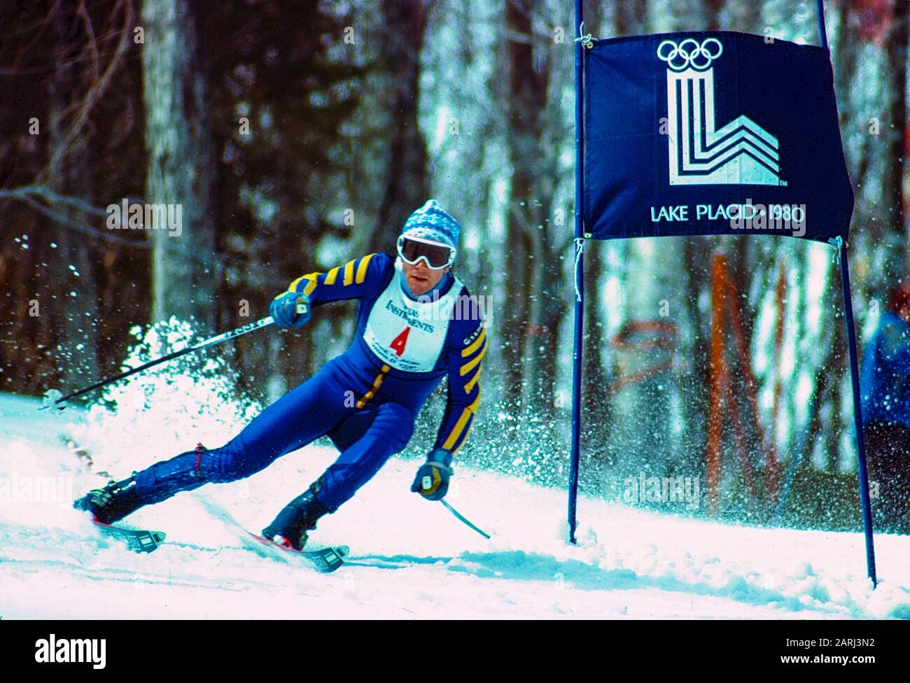 Ingmar Stenmark di Svezia in competizione nella gigantesca Slalom ai Giochi Olimpici invernali del 1980 Foto Stock