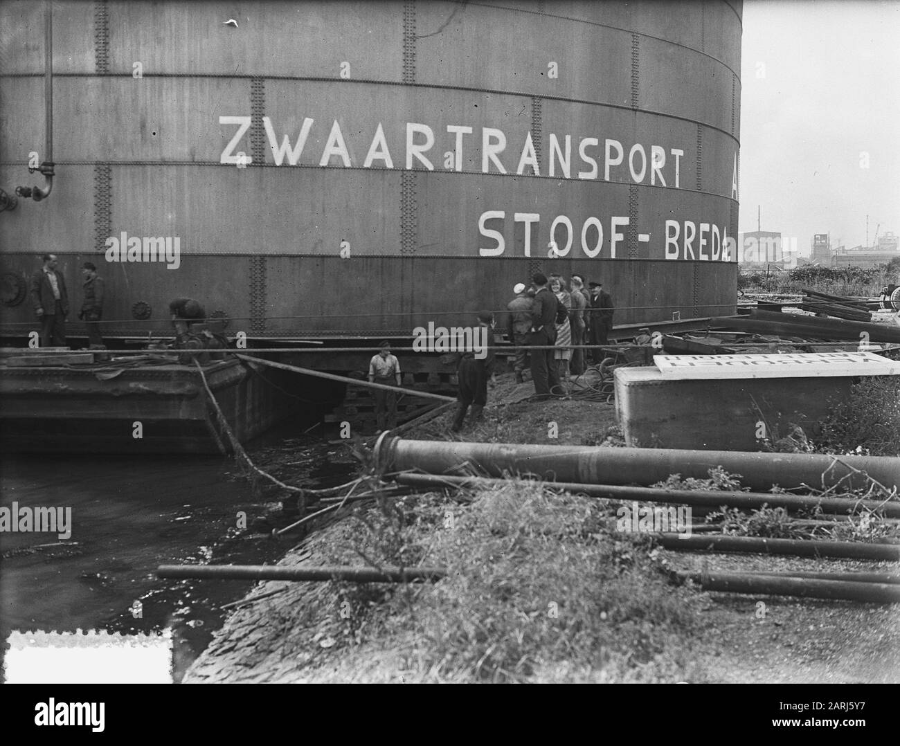 Trasporto della cisterna 255.000 kg Fa. Amatex Data: 28 agosto 1952 Parole Chiave: Tanks, TRANSPORT Person name: Fa. Amatex Foto Stock