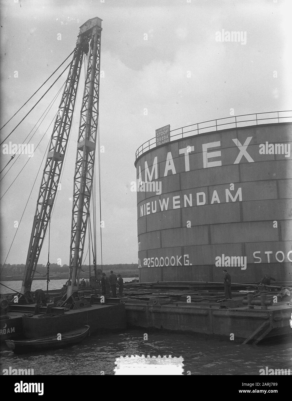 Trasporto della cisterna 255.000 kg Fa. Amatex Data: 28 agosto 1952 Parole Chiave: Tanks, TRANSPORT Person name: Fa. Amatex Foto Stock