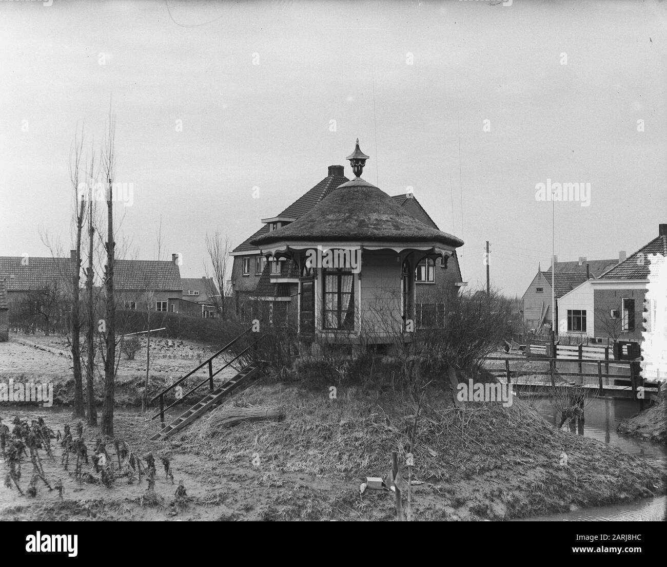 Recupero Zuidland dopo l'alluvione Data: 30 Marzo 1953 Località: Zuid-Holland, Zuidland Parole Chiave: Restore, WATERSNOOD Foto Stock