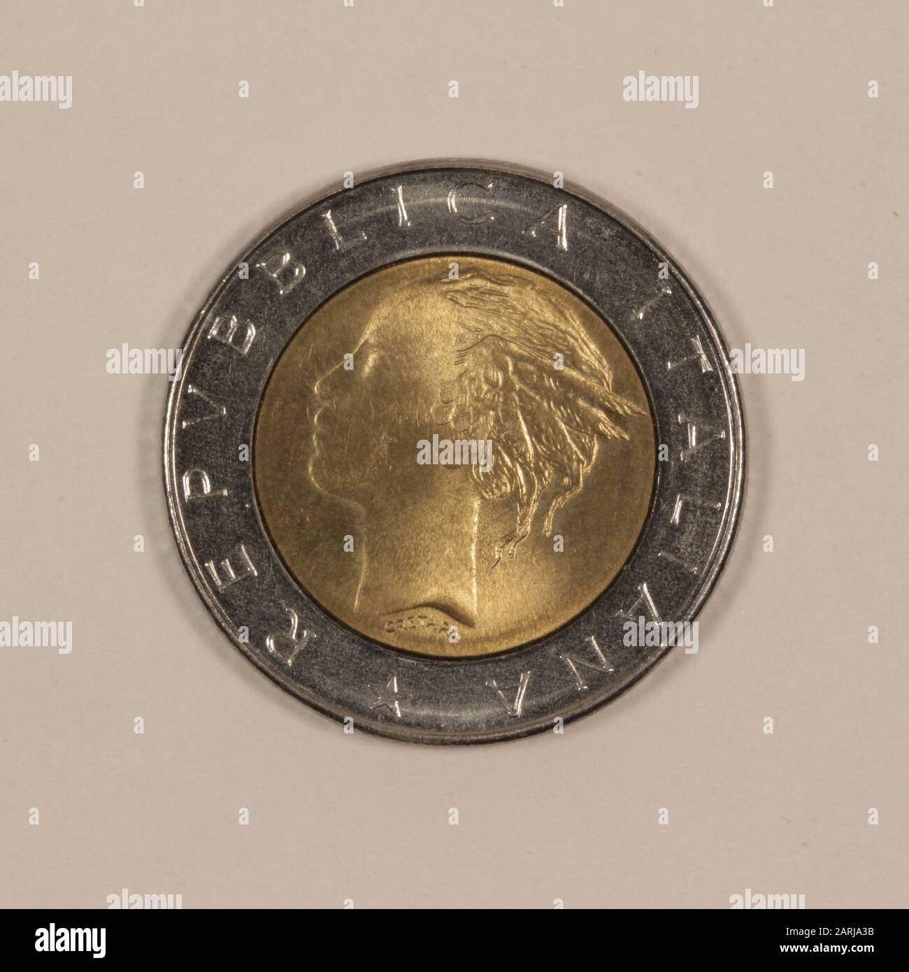 Rückseite einer ehemaliguen Italienischen 500 Lire Münze Foto Stock