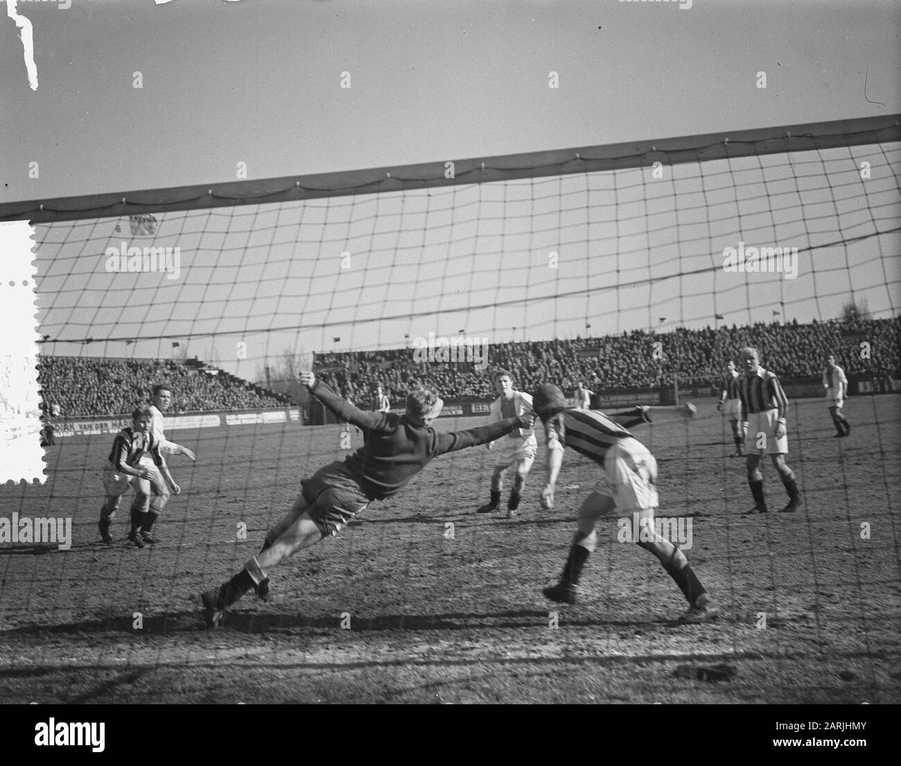 Calcio Ajax Contro Vitesse 2-0 Data: 11 Marzo 1956 Località: Amsterdam, Noord-Holland Parole Chiave: Sport, Calcio Nome Dell'Istituto: Vitesse Foto Stock