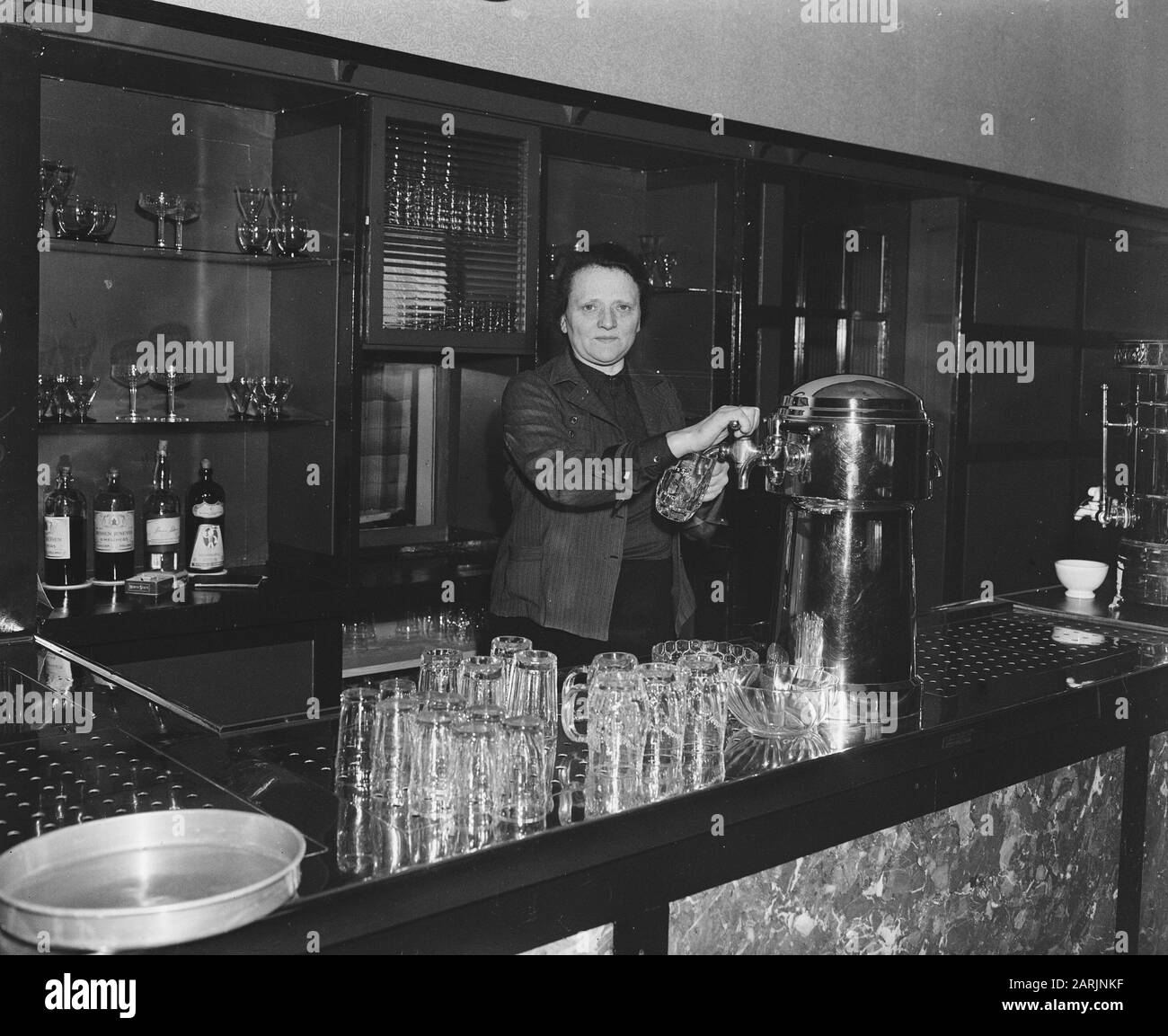 Border Incident Venlo; Reconstruction with Lemmens Data: 20 February 1948 Parole Chiave: RECSTRUCTURE, bars Foto Stock