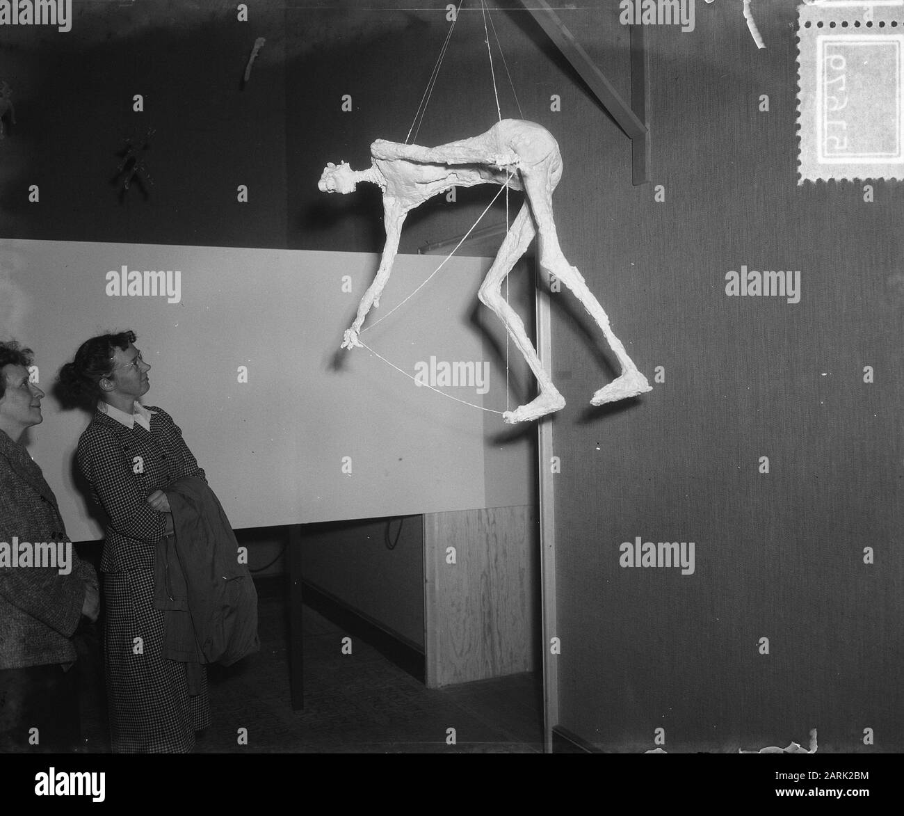 Museo Civico mostra Devil in Image. Diavolo clawed Data: 16 giugno 1952 Parole Chiave: Musei, mostre Foto Stock