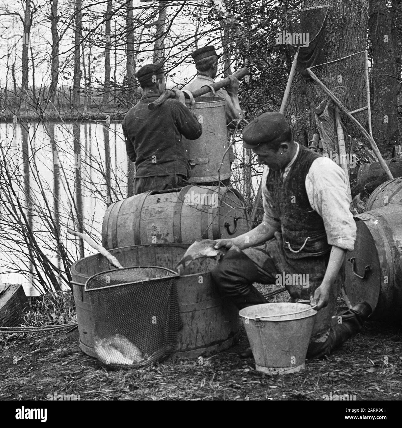 Ordina Data: Parole Chiave non date: Pesca d'acqua dolce Nome Della Persona: Pootcarp Foto Stock Ordina Data: Parole Chiave non date: Pesca d'acqua dolce Nome Della Persona: Pootcarp Foto Stock