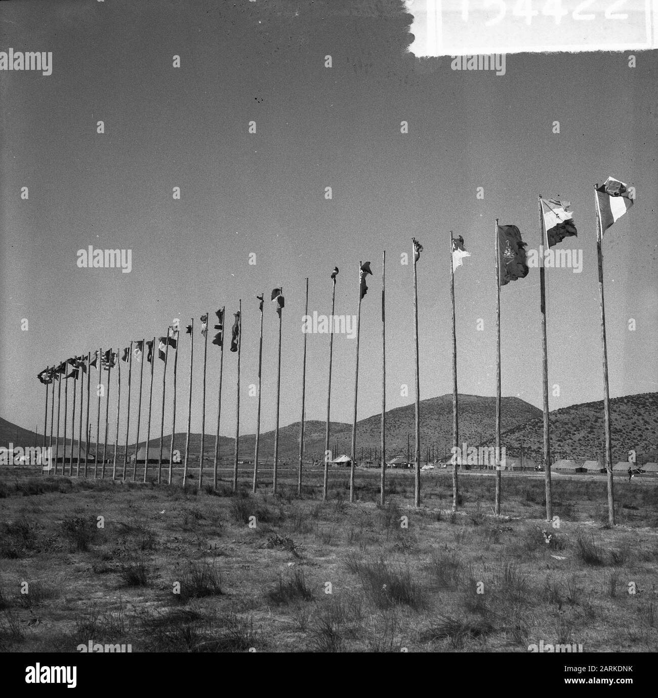 Jamboree 1963 Alla Marathon Grecia. Flag Incident Israeli flag does not hang Date: 12 August 1963 Location: Greece Keywords: Flags Institution Name: Jamboree Foto Stock