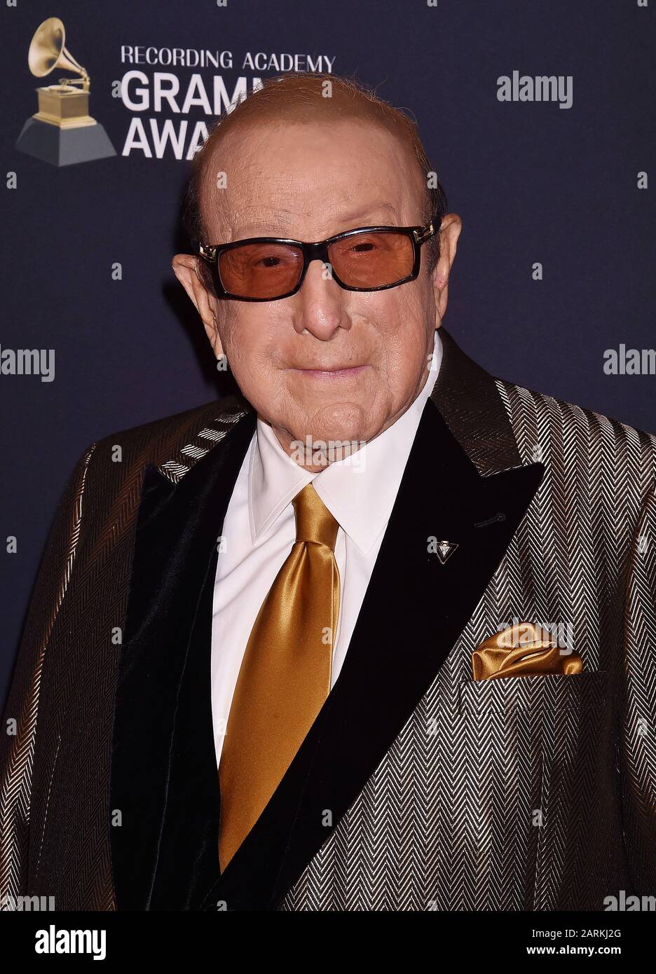 Beverly HILLS, CA - 25 GENNAIO: Clive Davis partecipa al Pre-GRAMMY Gala e GRAMMY Salute alle icone del settore Che Onorano Sean 'Diddy' Combs il 25 gennaio 2020 a Beverly Hills, California. Foto Stock