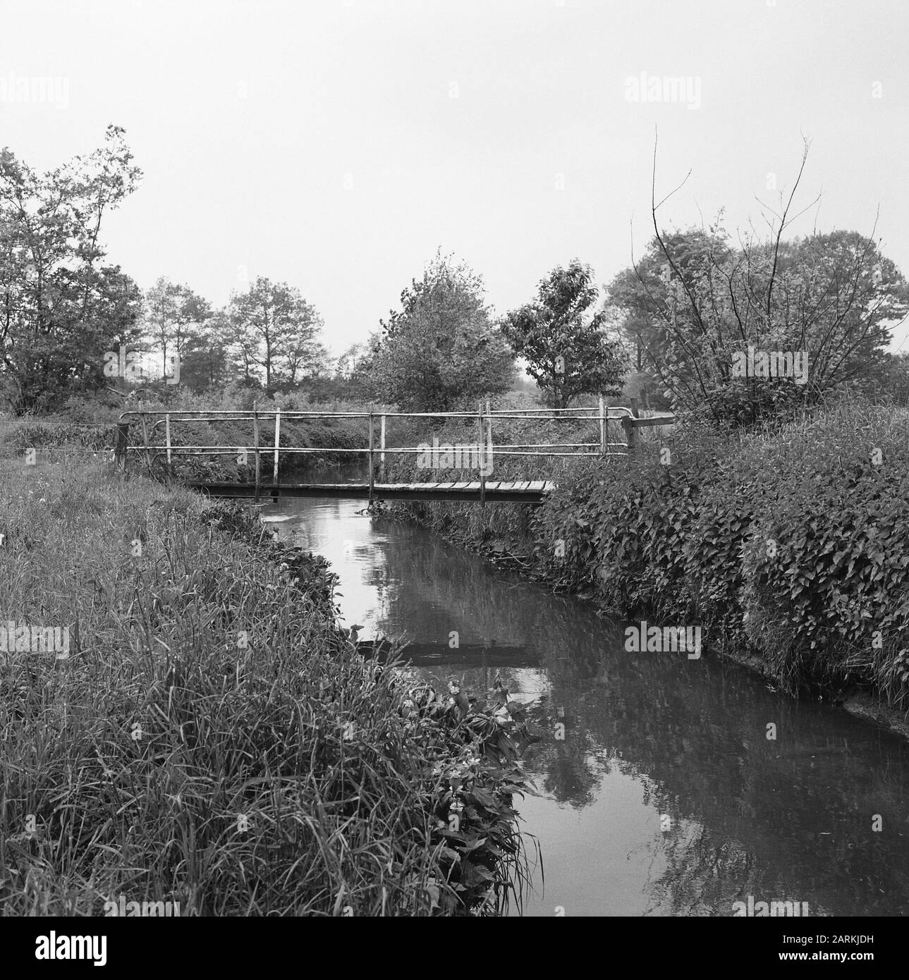 Scavare e migliorare canali, costruire ponti, ponti, tavole d'acqua, vecchio IJssel, Imperial brook Data: Parole Chiave non date: Posa ponti, ponti, tombe e migliorare canali, tavole d'acqua Nome personale: Keizersbeek, oude ijssel Foto Stock