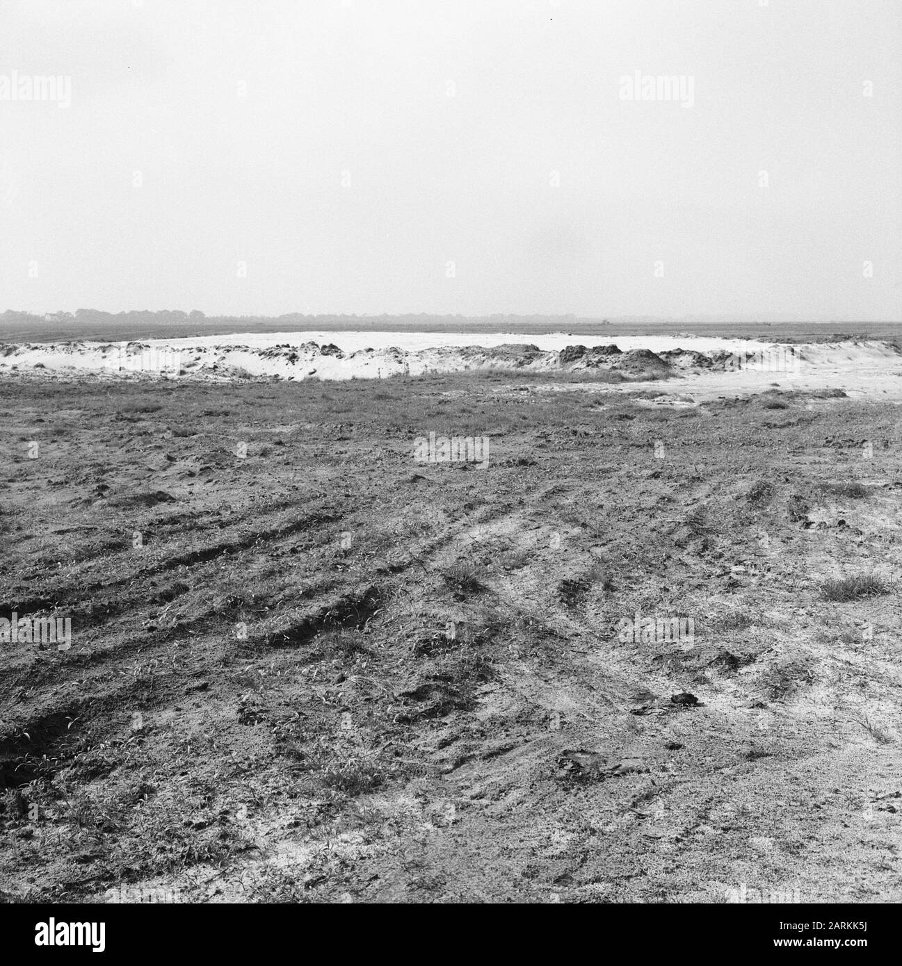 Edifici, fattorie, appezzamenti di terreno, appezzamenti di villaggio, posto di fattoria spruzzato, lolllebeek Data: Settembre 1964 Parole Chiave: Aziende agricole, appezzamenti di villaggio, edifici, podere spruzzato, appezzamenti di terreno Nome personale: Lolllebeek Foto Stock