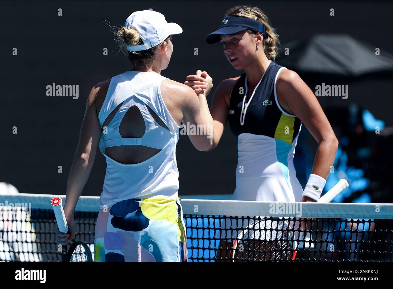 Melbourne, Australia. 29th Gen 2020. Simona Halep di Romania ha sconfitto Anet Kontaveit di, Estonia., . a Melbourne Park, Melbourne, Australia il 29 gennaio 2020. Foto Di Peter Dovgan. Credit: Uk Sports Pics Ltd/Alamy Live News Foto Stock