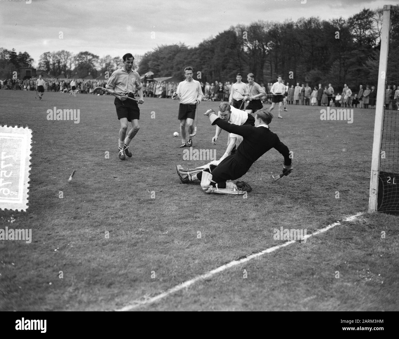 Hockey DKS vs. *** 13 maggio 1956 posizione: Persone chiave: Squadre, hockey, campione Foto Stock