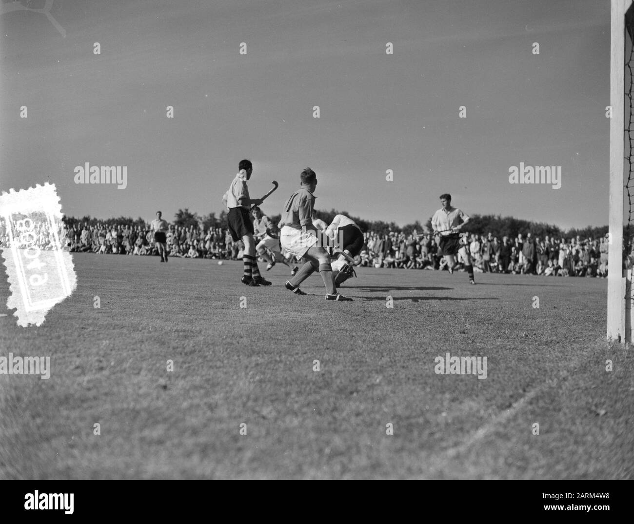 Hockey laren contro la squadra olimpica a 1/2, Data: 16/09/1956, luogo: Pari Parole Chiave: Hockey Nome dell'istituzione: Giornata olimpica Foto Stock