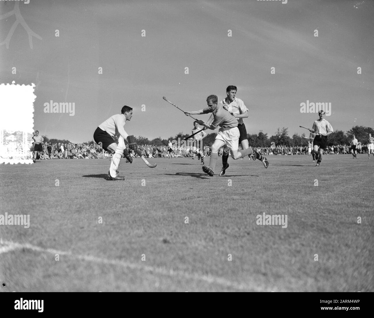 Hockey laren contro la squadra olimpica a 1/2, Data: 16/09/1956, luogo: Pari Parole Chiave: Hockey Nome dell'istituzione: Giornata olimpica Foto Stock